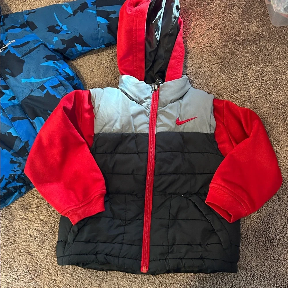 Toddler boys 2T Columbia & Nike winter jacket bundle!
